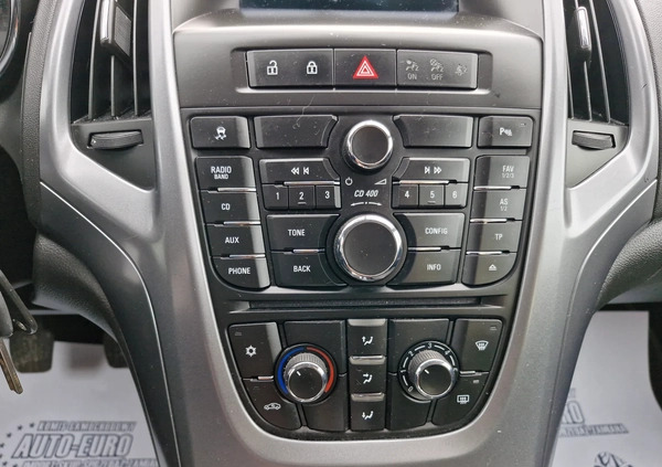 Opel Astra cena 25900 przebieg: 117000, rok produkcji 2012 z Żnin małe 781